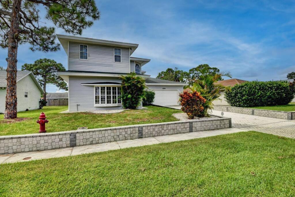 5 Bedroom Mansion With Pool And Non-Heated Jacuzzi Games In Boynton Beach Exterior photo