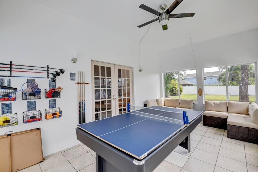5 Bedroom Mansion With Pool And Non-Heated Jacuzzi Games In Boynton Beach Exterior photo