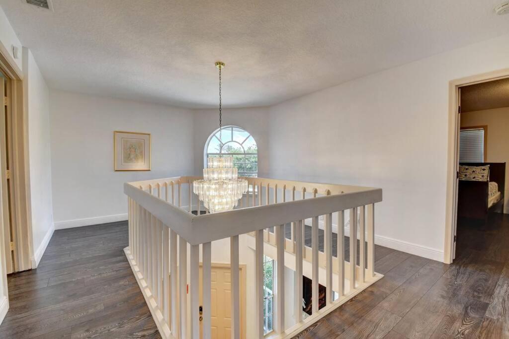5 Bedroom Mansion With Pool And Non-Heated Jacuzzi Games In Boynton Beach Exterior photo