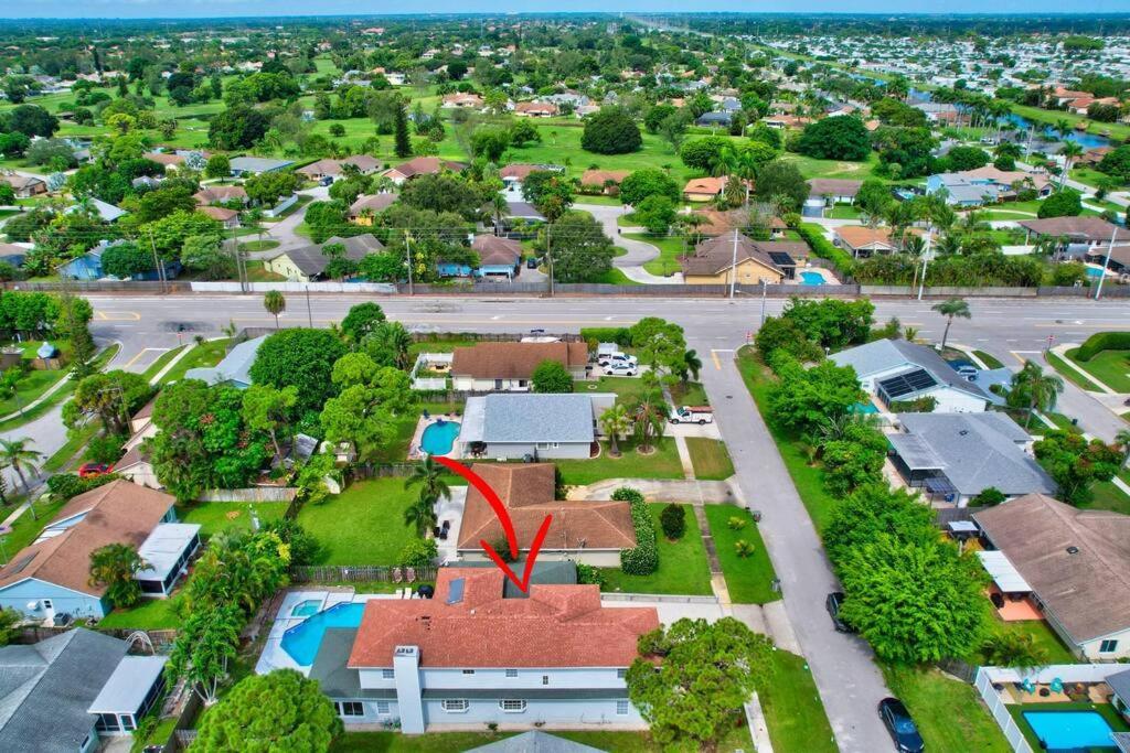 5 Bedroom Mansion With Pool And Non-Heated Jacuzzi Games In Boynton Beach Exterior photo